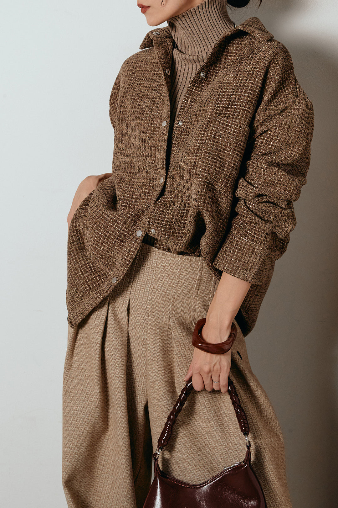 [SET]ルーズクラッシュツイルシャツ+サイドボタンツイードタックパンツ(2set)