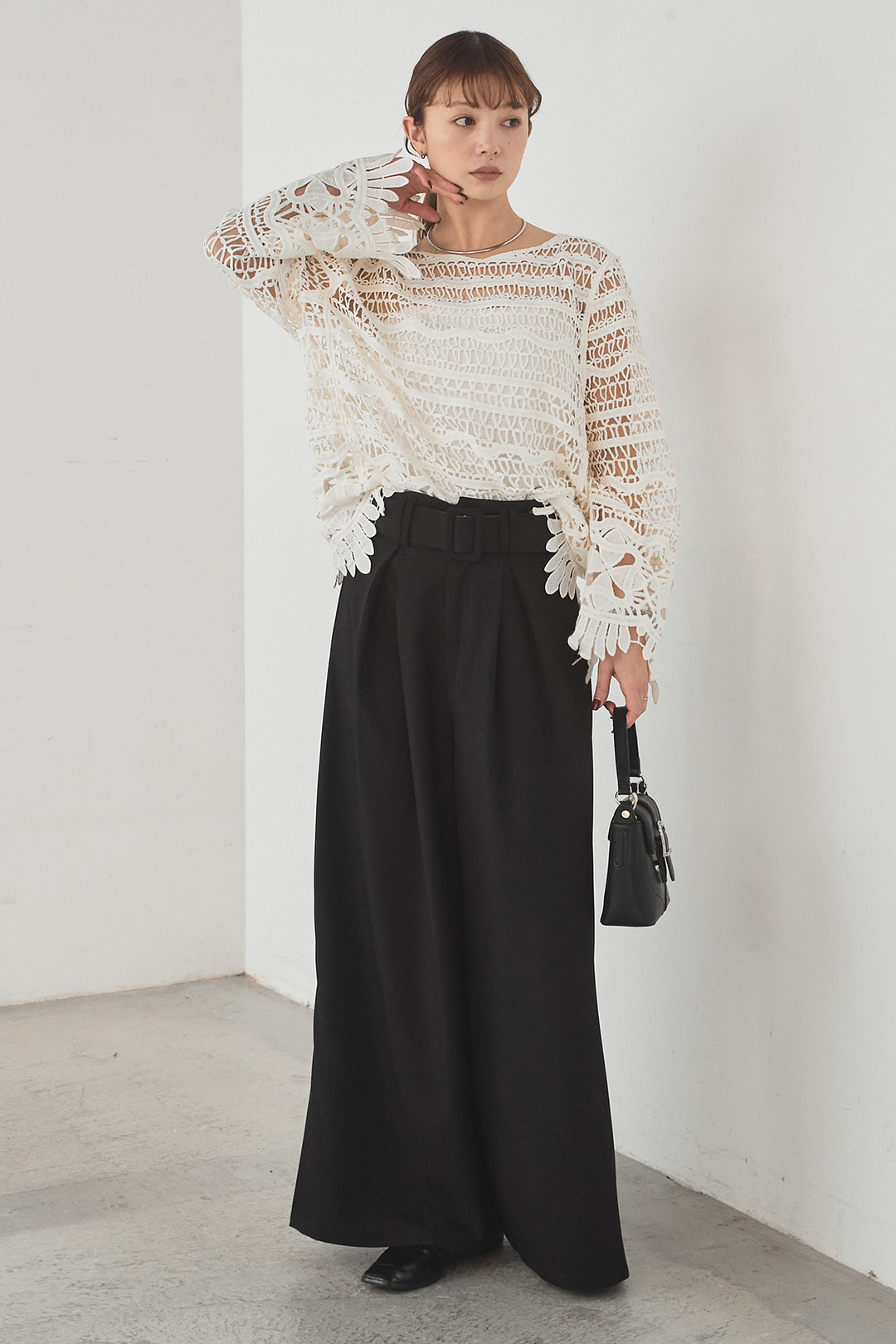 [SET]裾デザインメッシュプルオーバー+ベルト付きツータックワイドパンツ(2set)