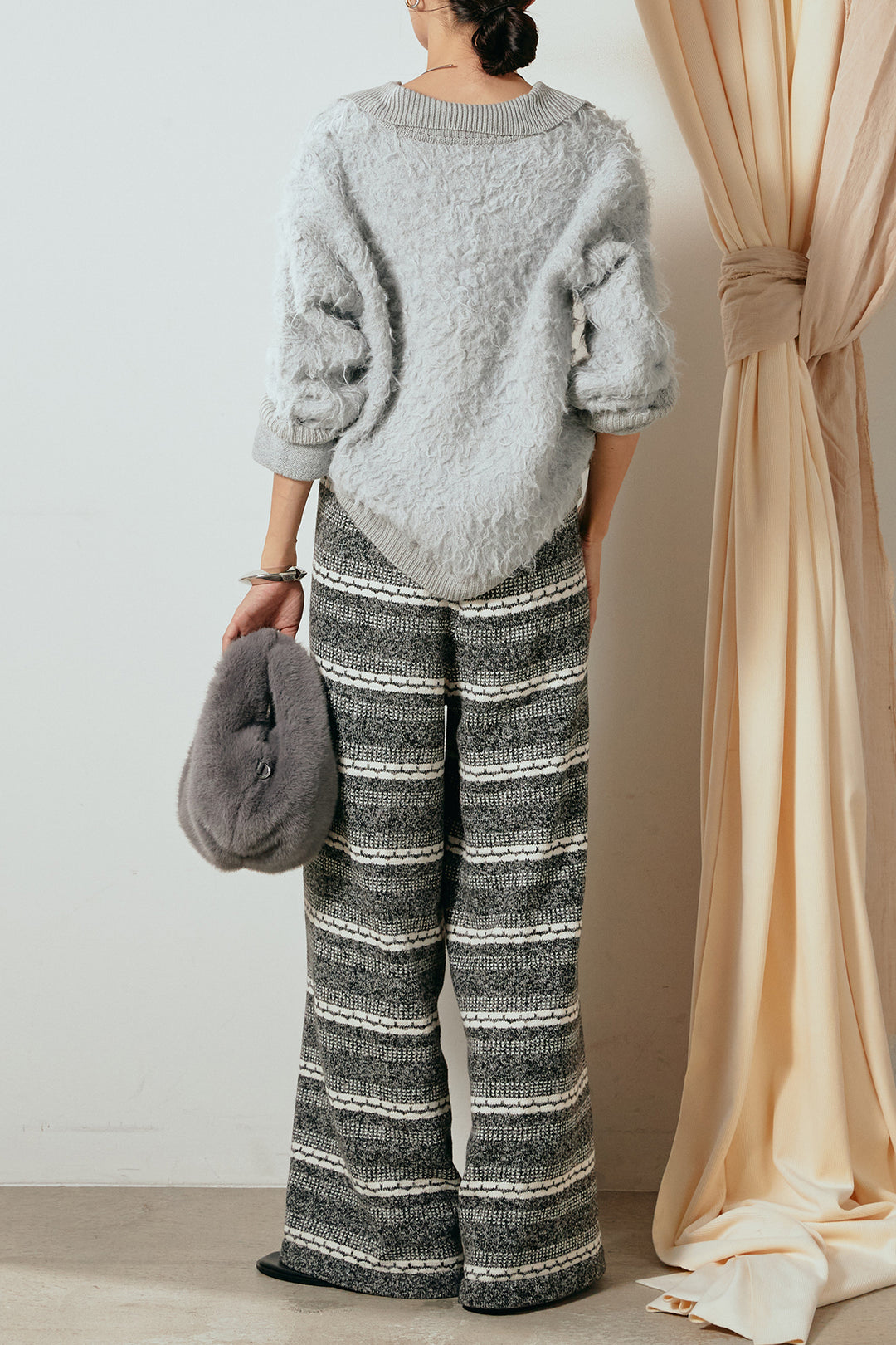 [SET]襟付きシャギーニットポロトップス+マルチライン柄リラックスニットパンツ(2set)