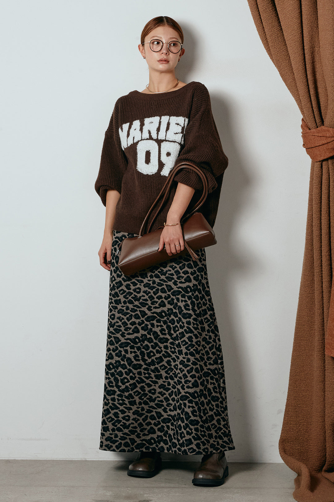 [SET]ロゴジャガードニットトップス+レオパードロングスカート(2set)