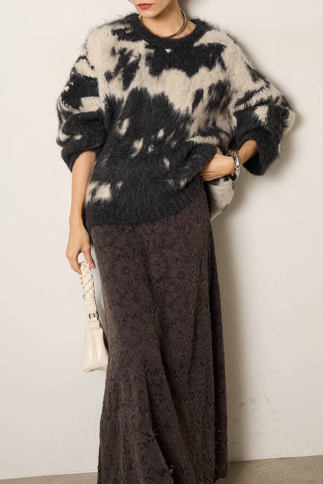 [SET]モヘアタッチマーブルニット+花柄刺繍ベロアフレアスカート(2set)