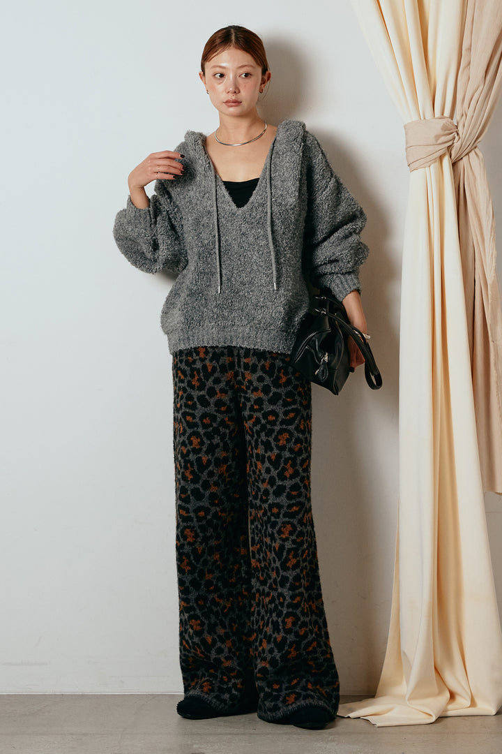 [SET]ブークレキーネックプルオーバー+リラックスレオパード柄ニットパンツ(2set)