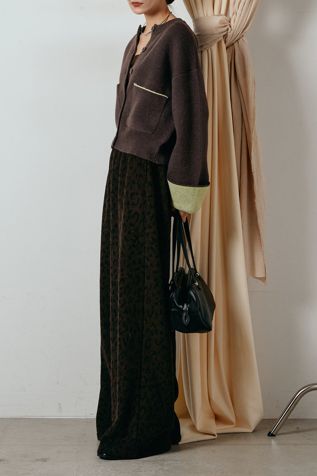 [SET]アルパカタッチダブルフェイスカーディガン+レオパードジャガードニットパンツ(2set)