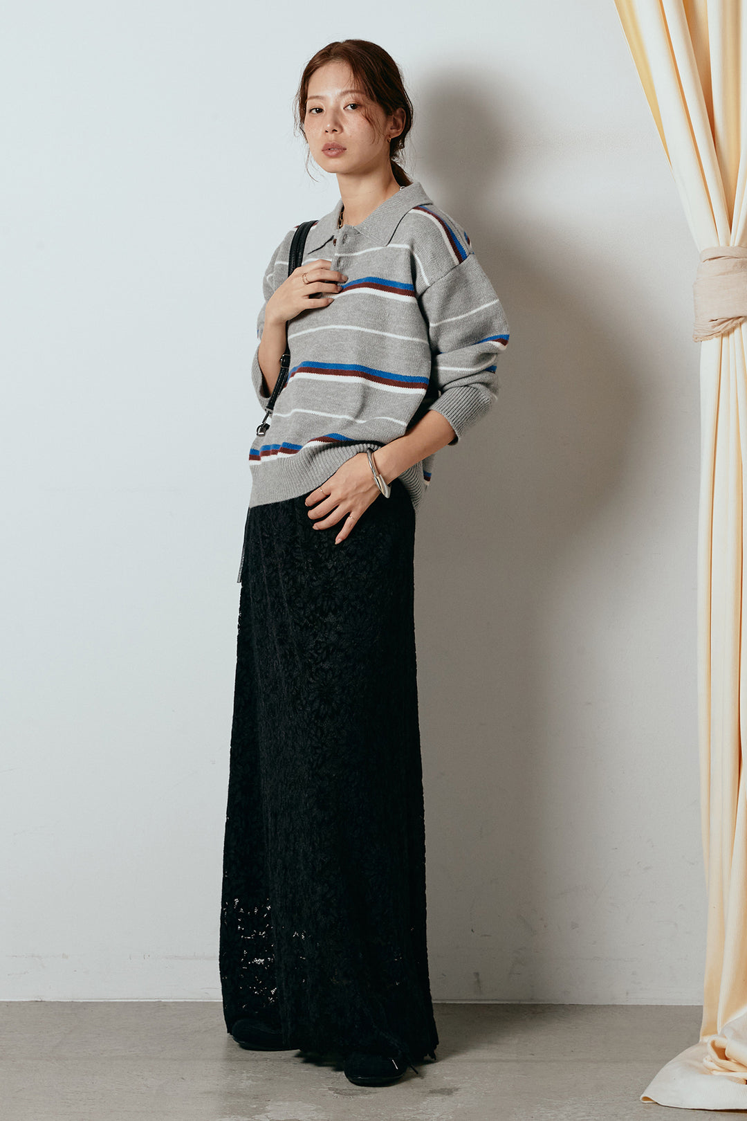 [SET]襟付きマルチボーダーニットポロトップス+花柄刺繍ベロアフレアスカート(2set)