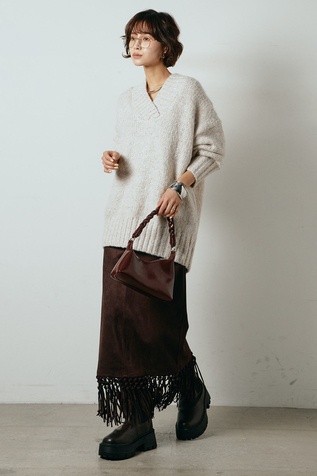 [SET]Vネックラメニットトップス+スウェードライク裾フリンジスカート(2set)