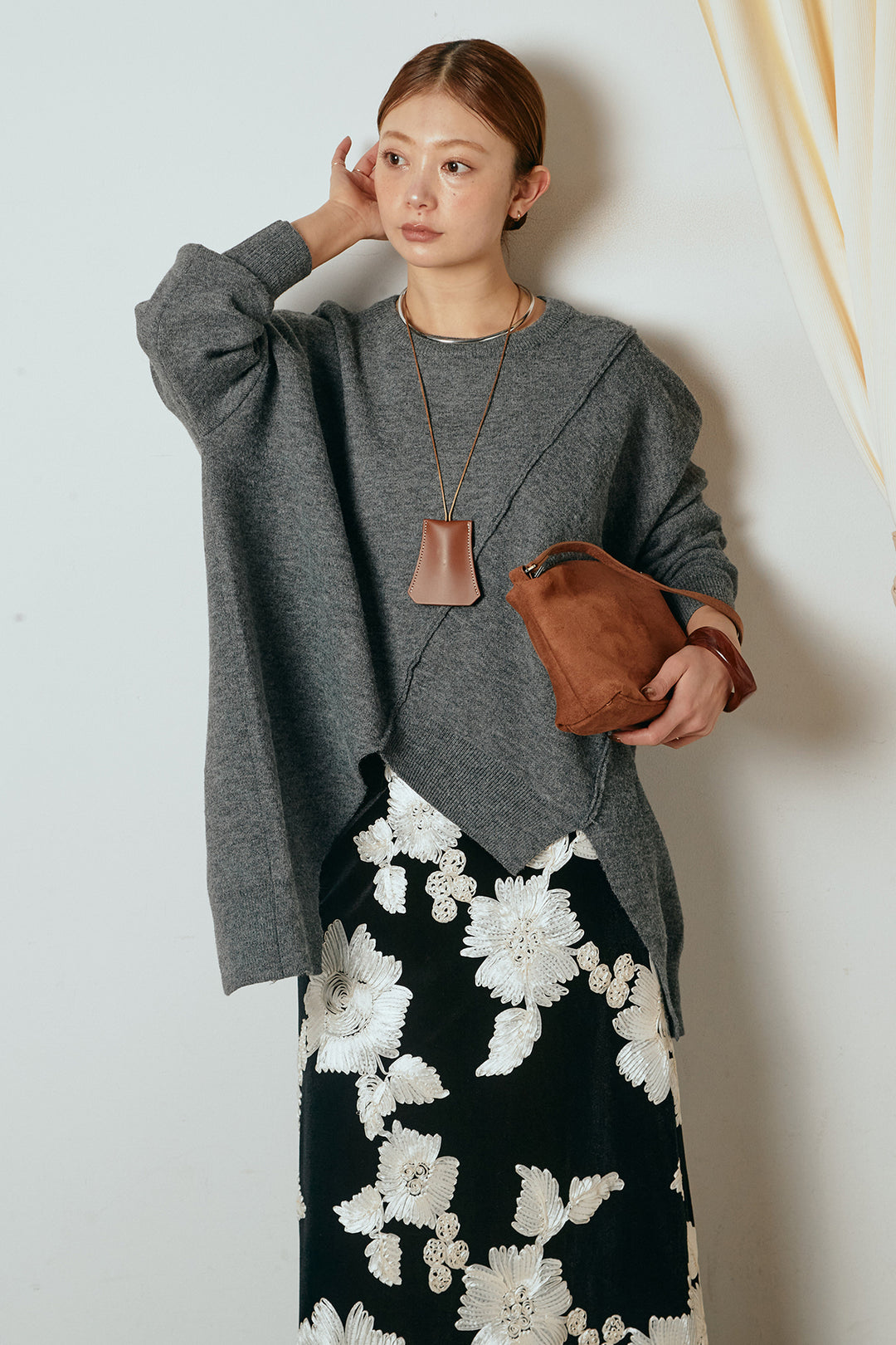 【着回しセット】[SET]アシンメトリーデザインニットトップス+センターラインニットパンツ+フラワー刺繍ワイドスカート(3set)