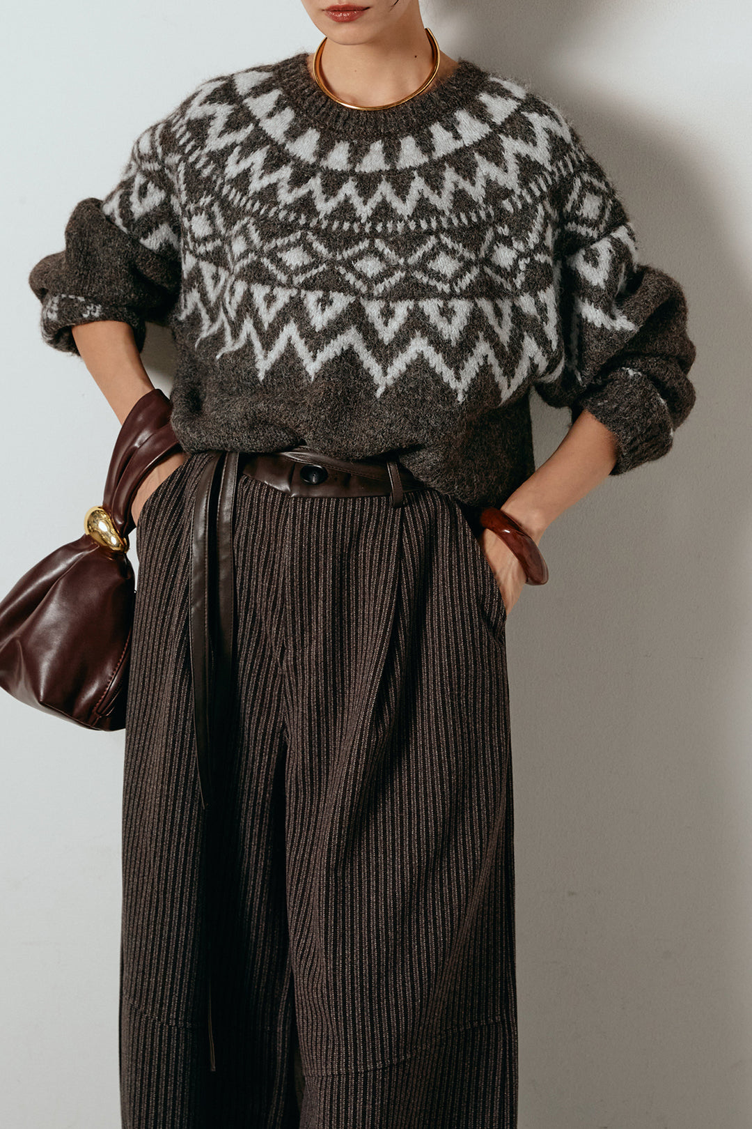 [SET]ノルディック柄Uネックプルオーバー+レザーライク配色ストライプパンツ(2set)