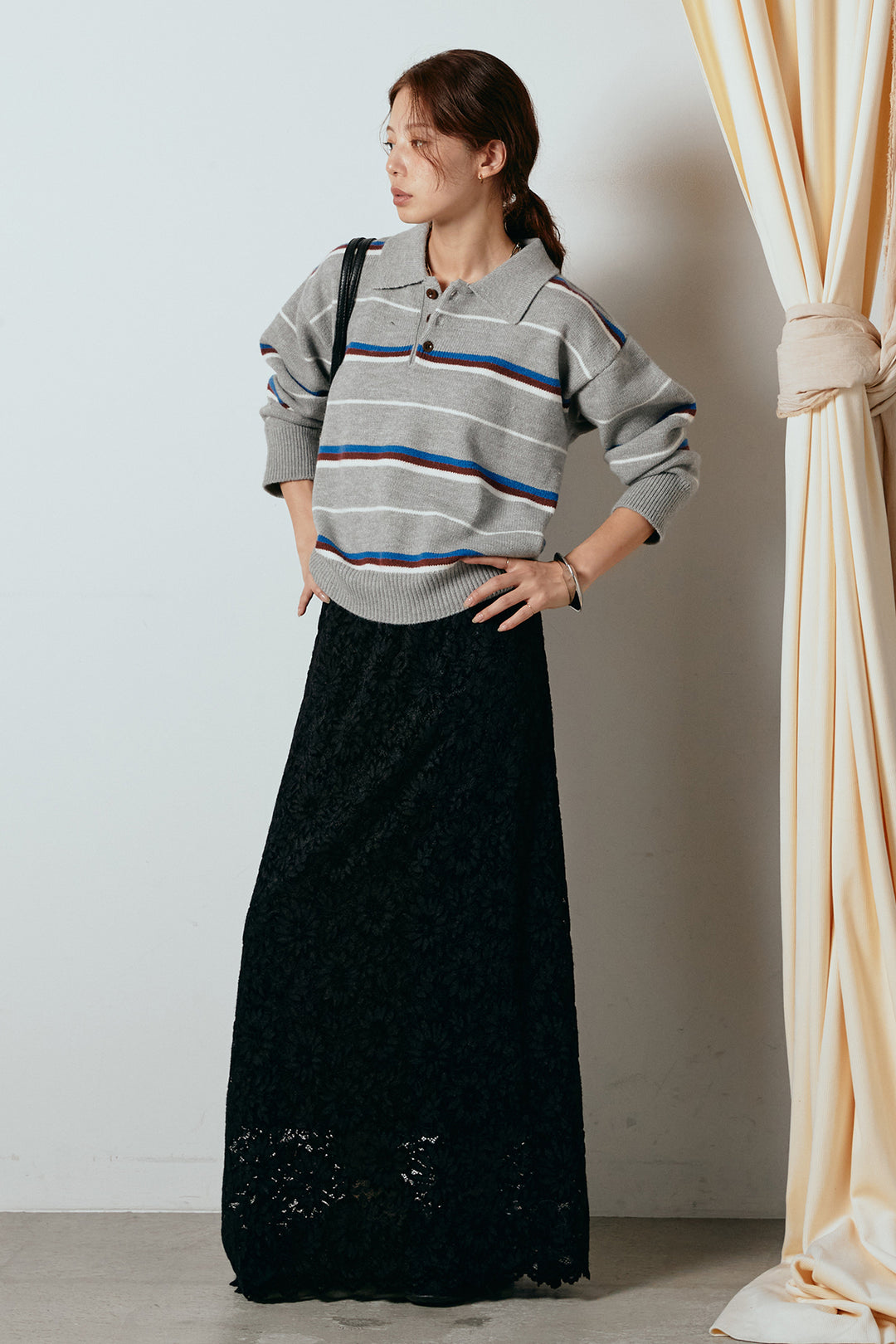 [SET]襟付きマルチボーダーニットポロトップス+花柄刺繍ベロアフレアスカート(2set)