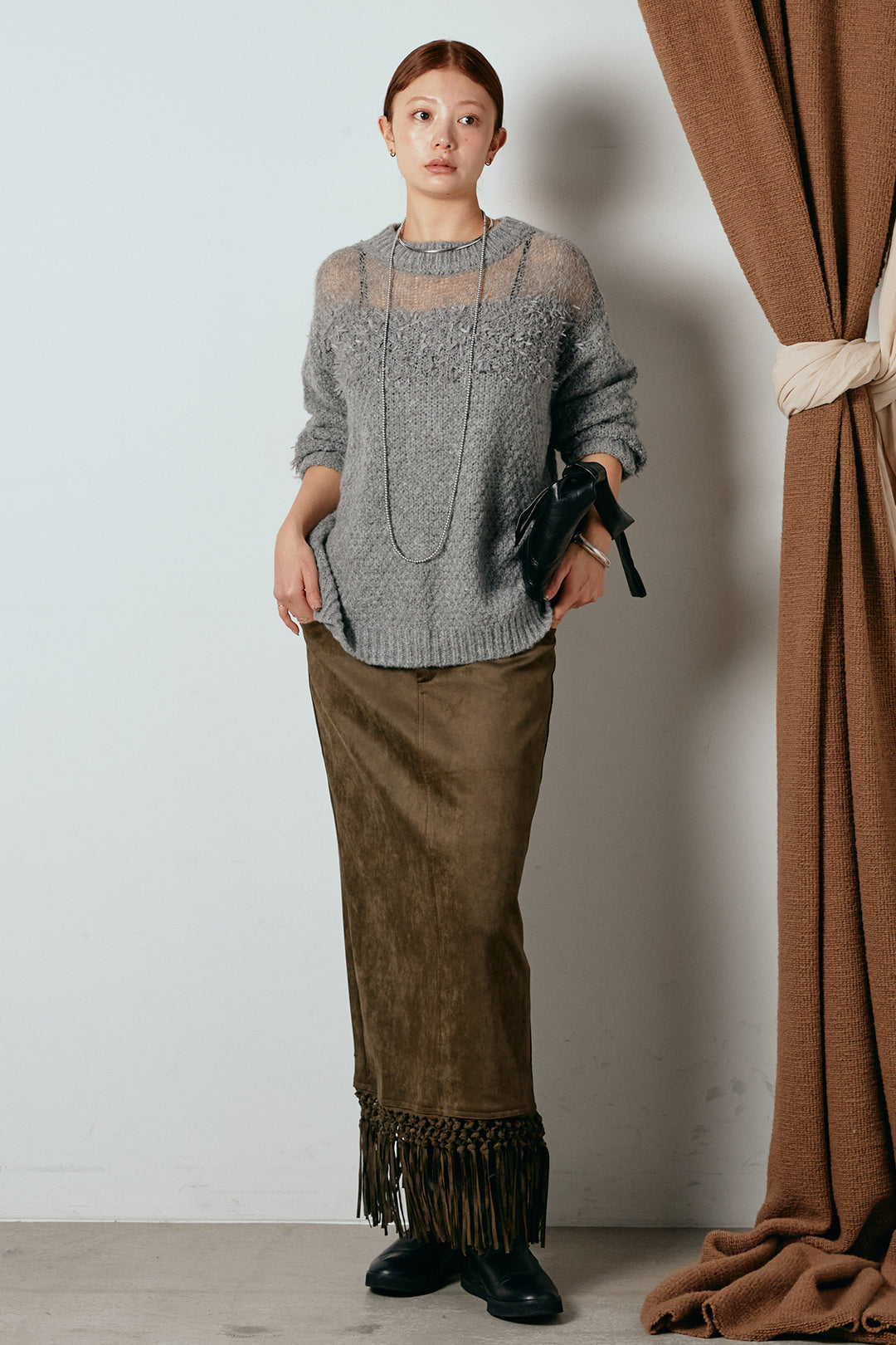 [SET]パターンランダム編みニットトップス+スウェードライク裾フリンジスカート(2set)