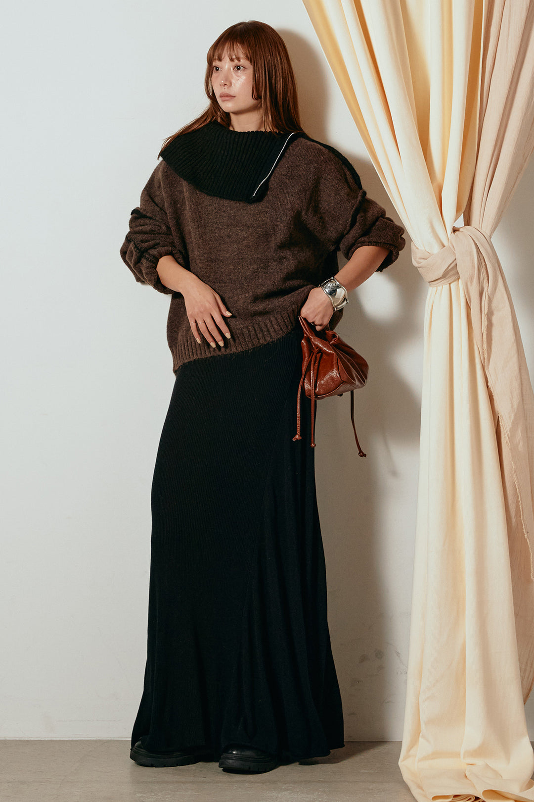 [SET]ハイネックジップデザインニットトップス+サイド切り替えリブニットロングスカート(2set)