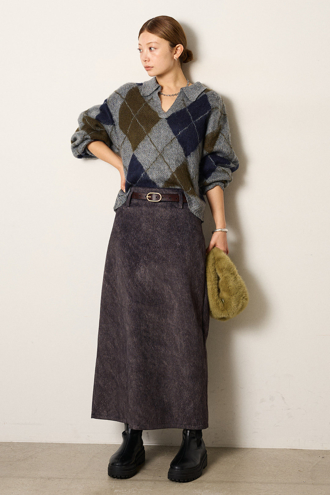 [SET]アクリルモヘアアーガイルキーネックプルオーバー+ロープベルト付きスウェード調スカート(2set)