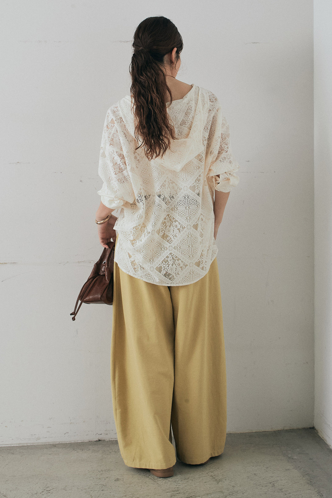 [SET]ブロックレースフード付きブラウス+ベルト付きサイドタックワイドパンツ(2set)