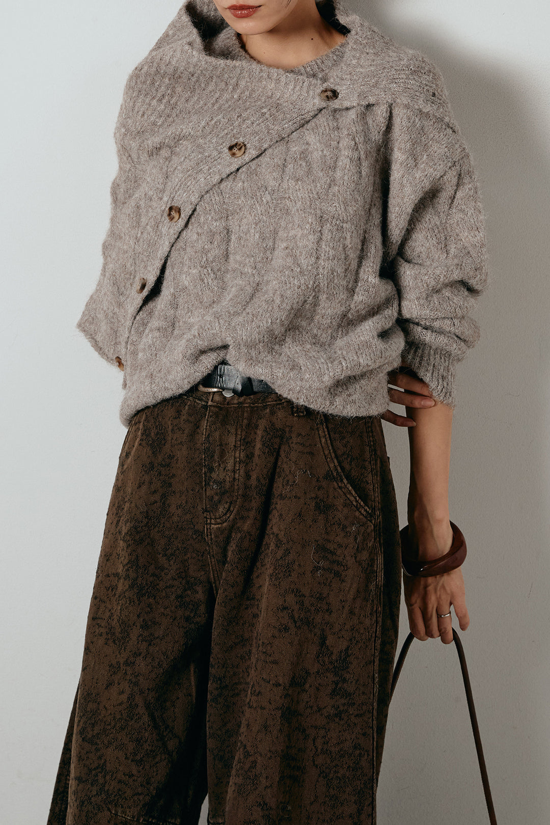 [SET]ケープデザインケーブルニットトップス+ベルト付きニュアンス柄カーブワイドパンツ(2set)