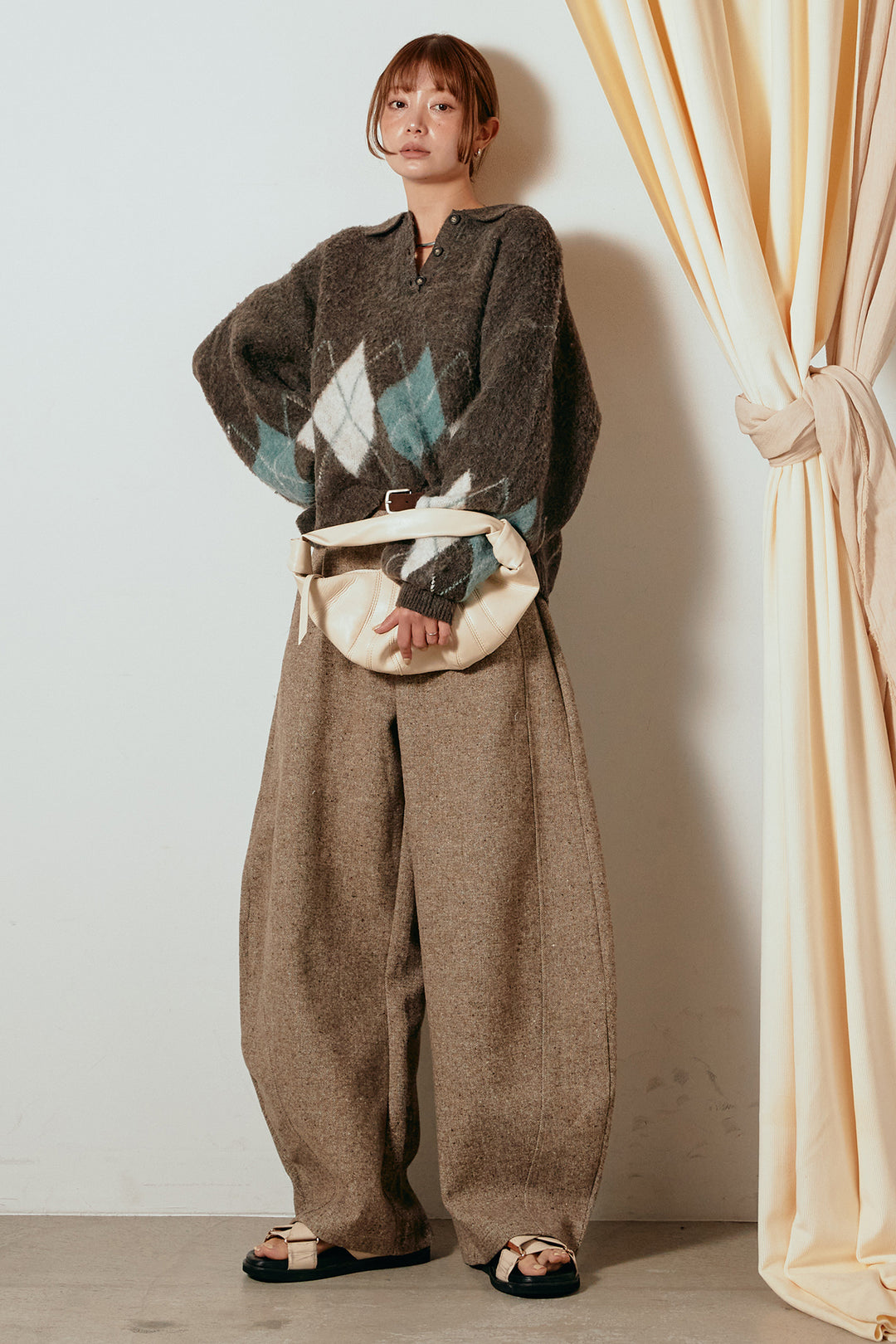 [SET]アーガイル柄ポロニットトップス+ベルト付きネップツイードカーブパンツ(2set)