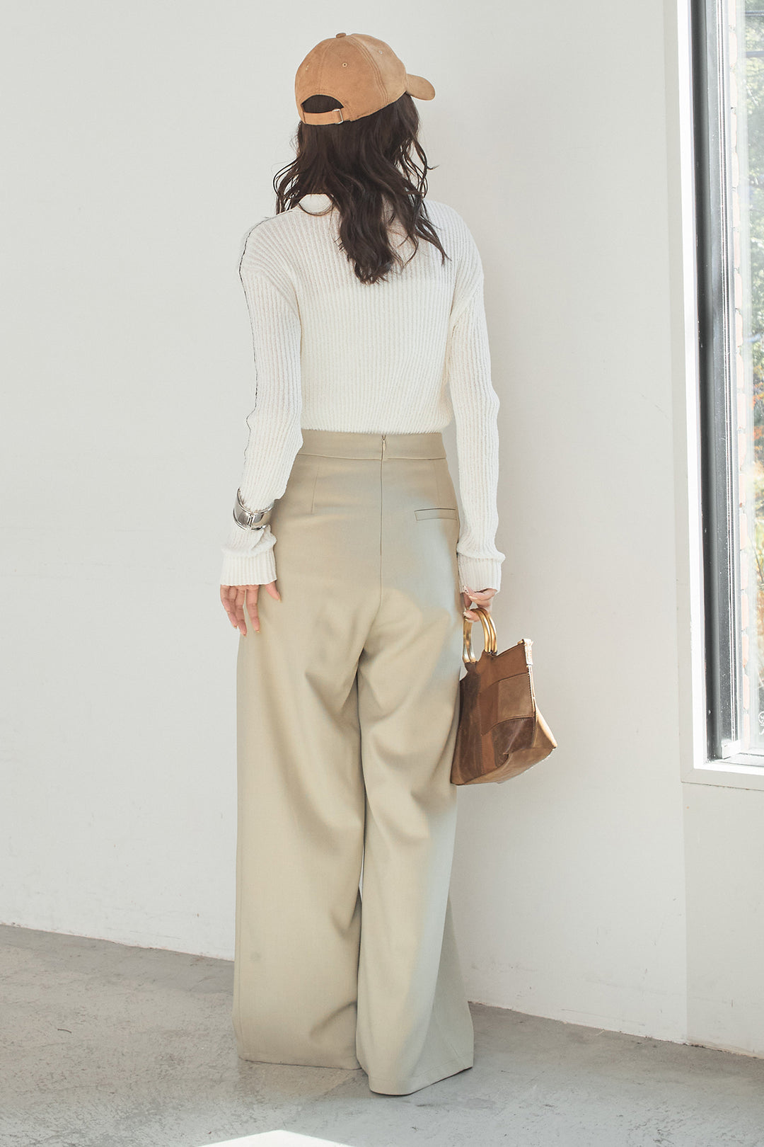 [SET]衿付きニットプルオーバー+サイドベルトタック入りスラックス(2set)