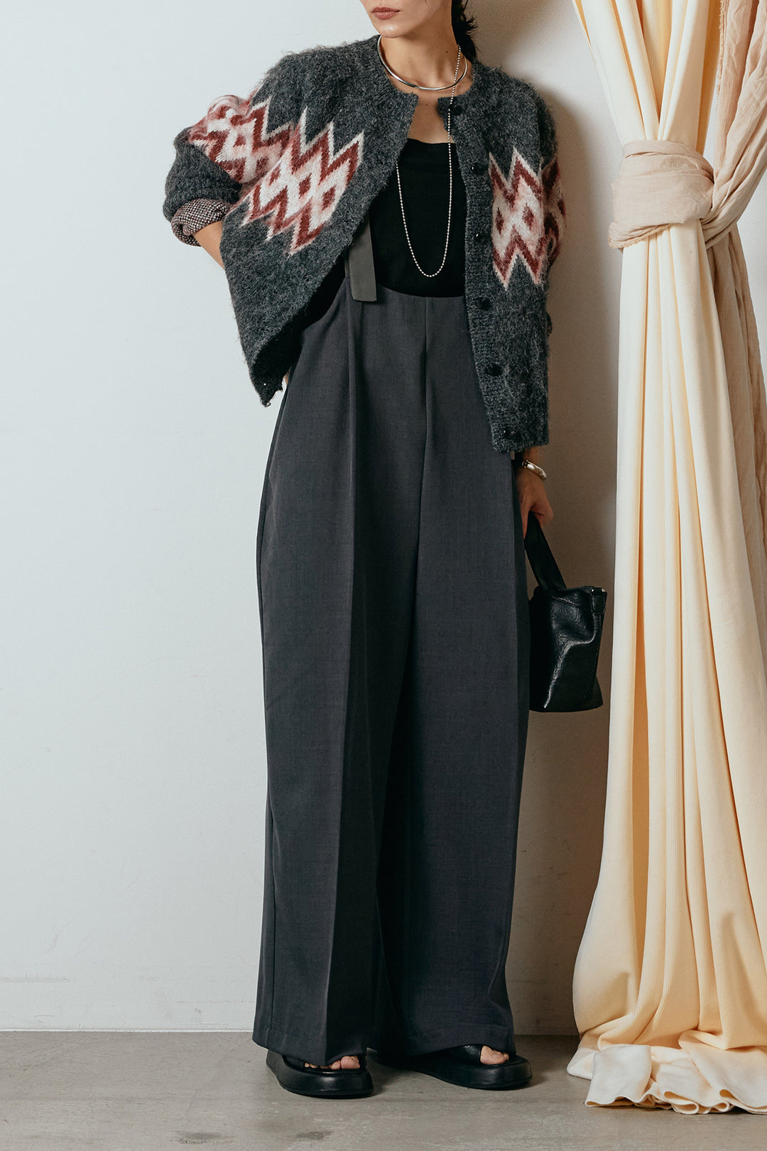[SET]起毛ノルディック柄ニットカーディガン+ワイドツイルサロペット(2set)