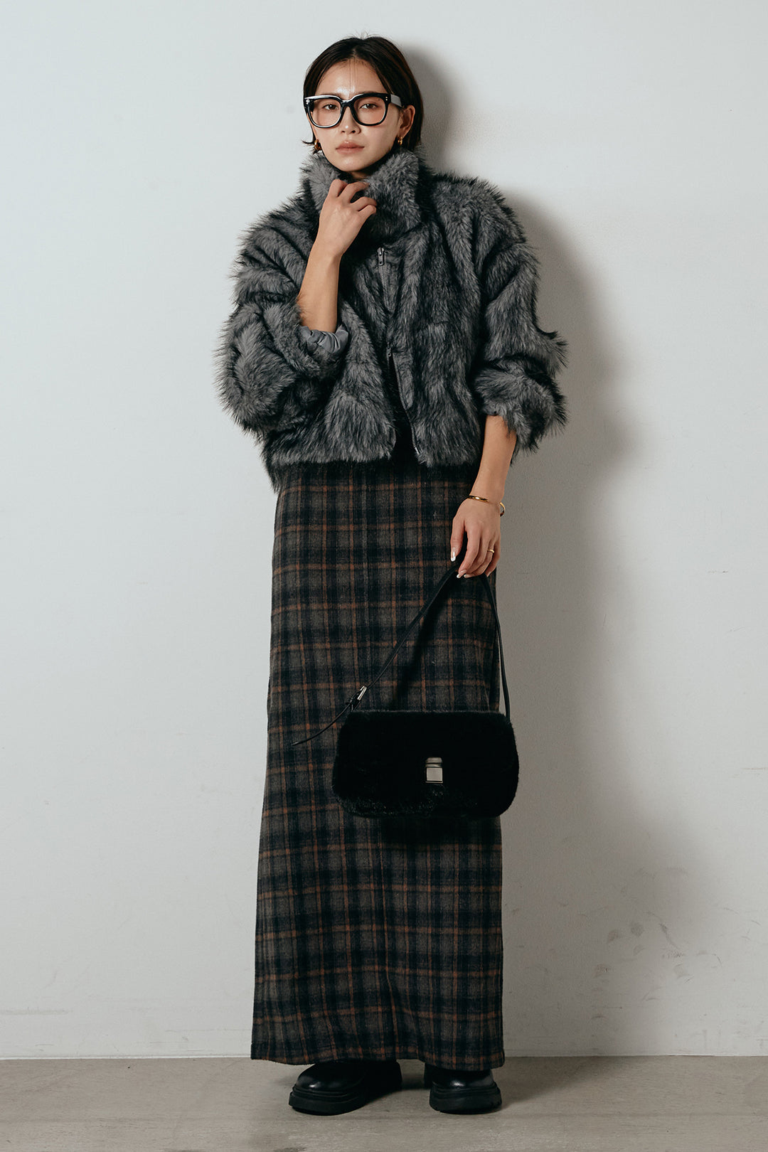 [SET]エコファーショート丈ブルゾン+シャギーチェックストレートスカート(2set)