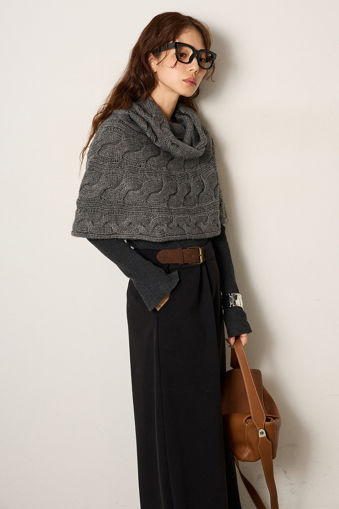 [SET]ケーブル編みケープレイヤードニット+サイドベルトパンツ(2set)