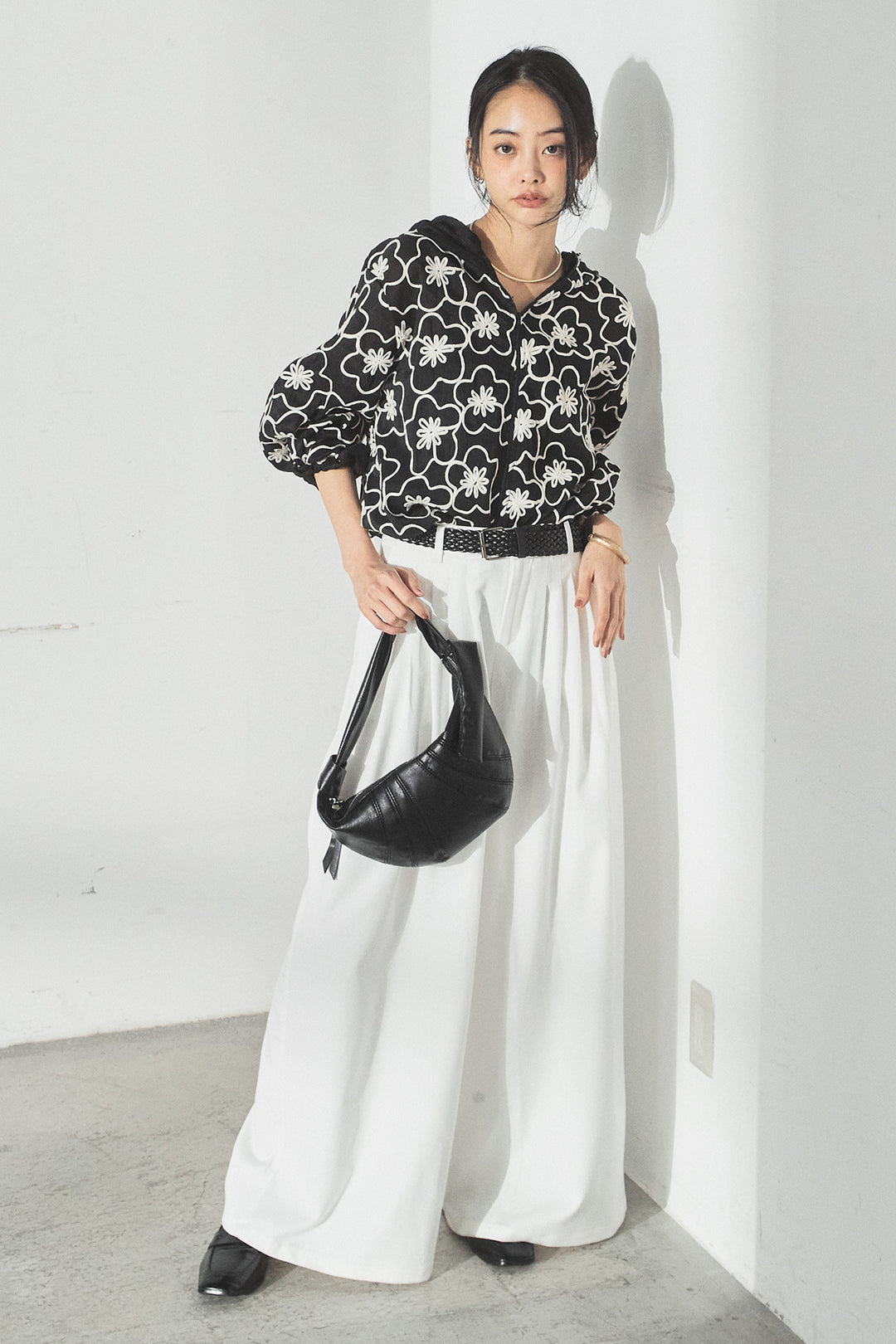 [SET]シアーフラワーフードブルゾン+編みベルト付きウエストタックワイドパンツ(2set)