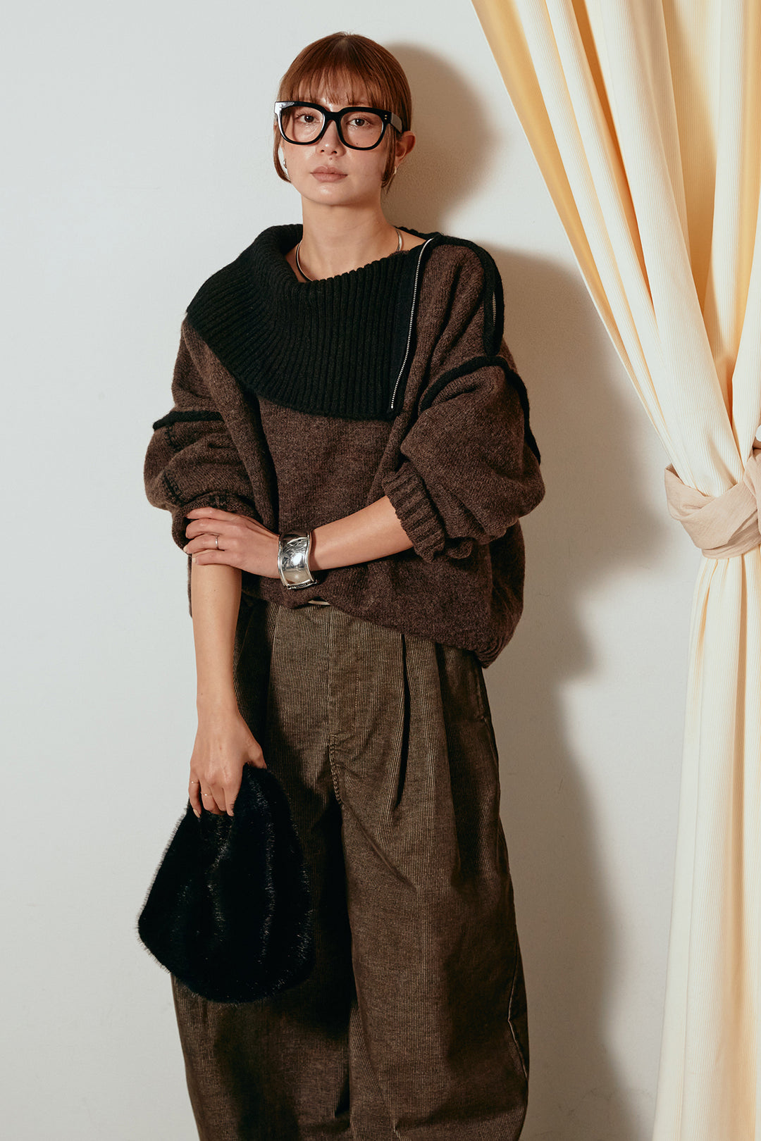 [SET]ハイネックジップデザインニットトップス+フロントタック入りコーデュロイパンツ(2set)