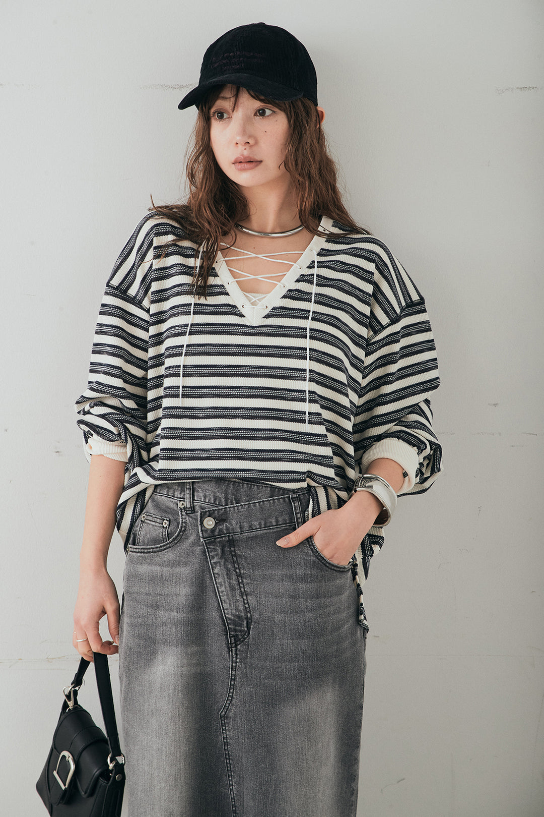 [SET]レースアップワッフルボーダートップス+ウエストクロスデニムタイトスカート(2set)