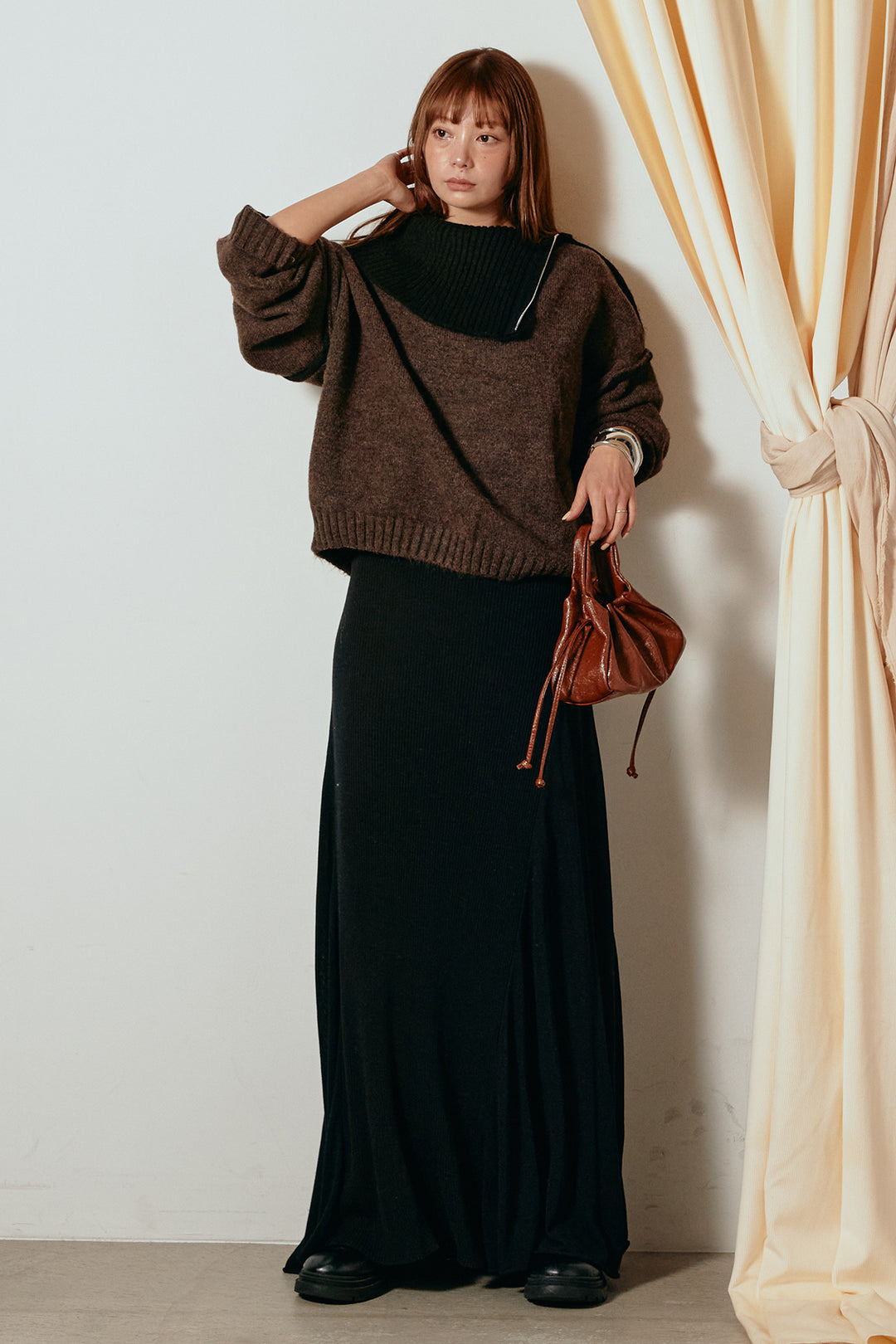 [SET]ハイネックジップデザインニットトップス+サイド切り替えリブニットロングスカート(2set)
