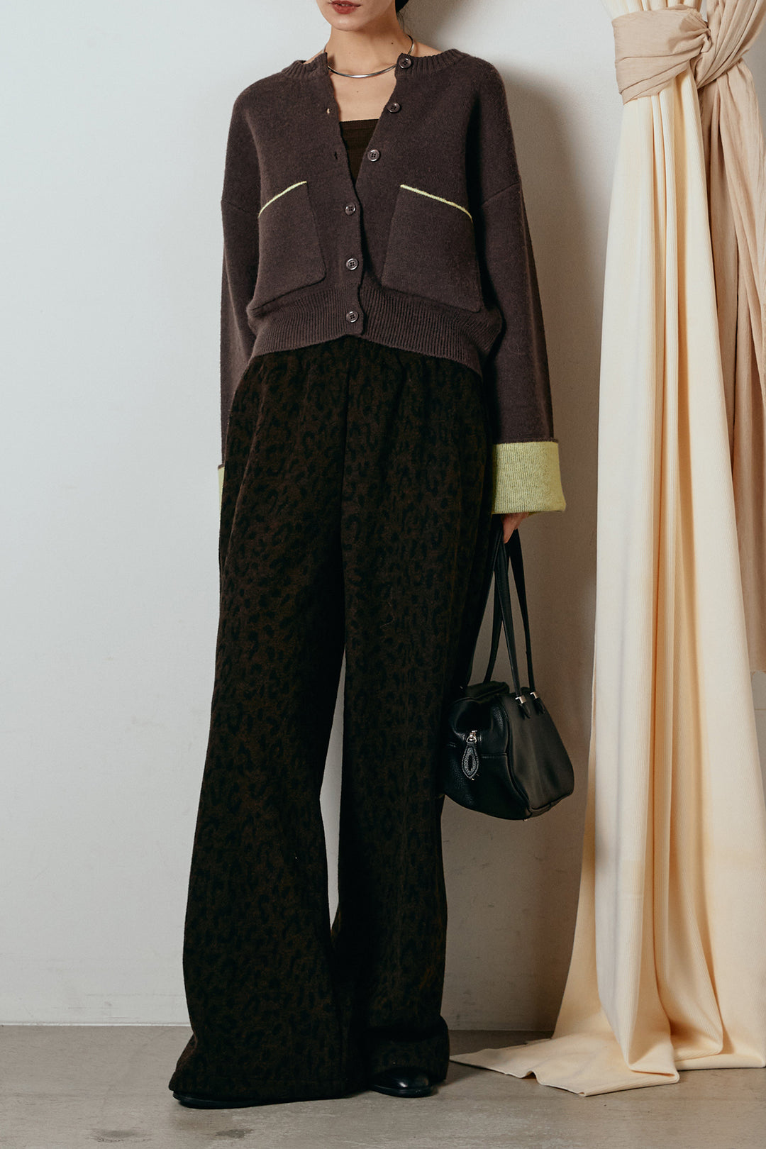 [SET]アルパカタッチダブルフェイスカーディガン+レオパードジャガードニットパンツ(2set)