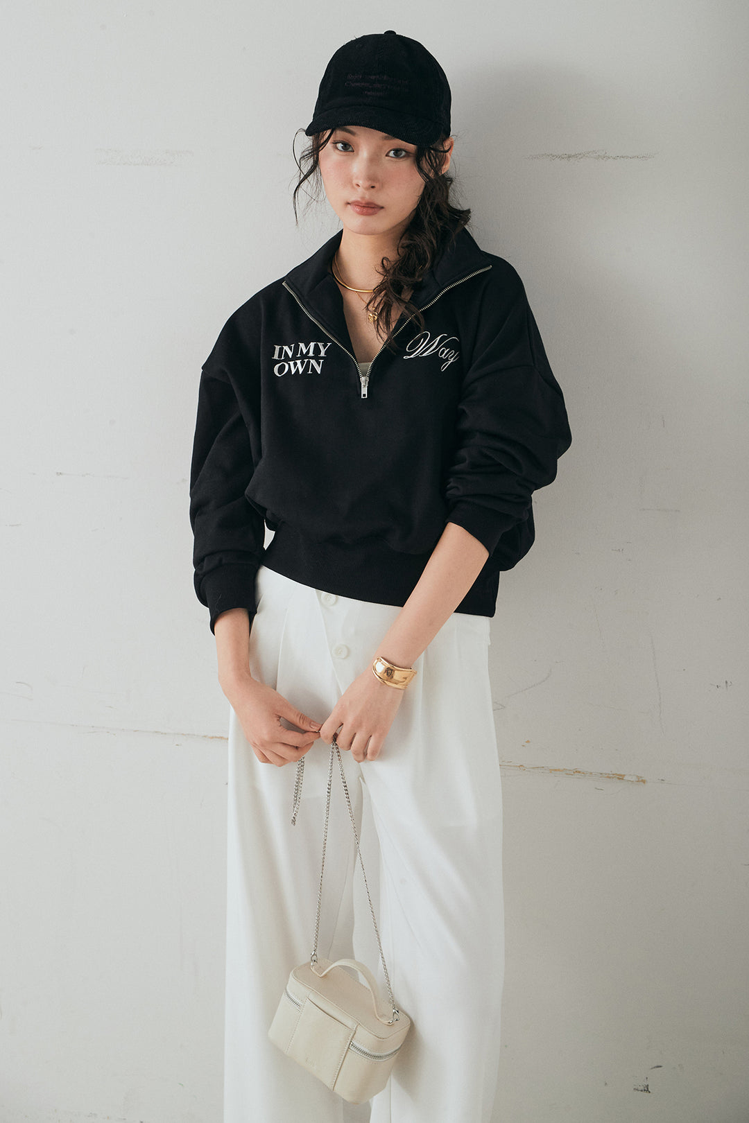 [SET]裏毛ロゴ刺繍ハーフZIPスウェット+斜めボタンタック入りスラックス(2set)