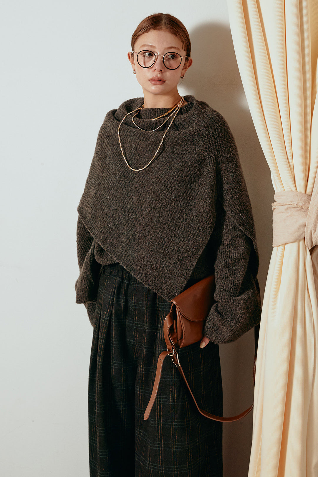 [SET]ケープデザインリブニットトップス+タータンチェック柄タックパンツ(2set)