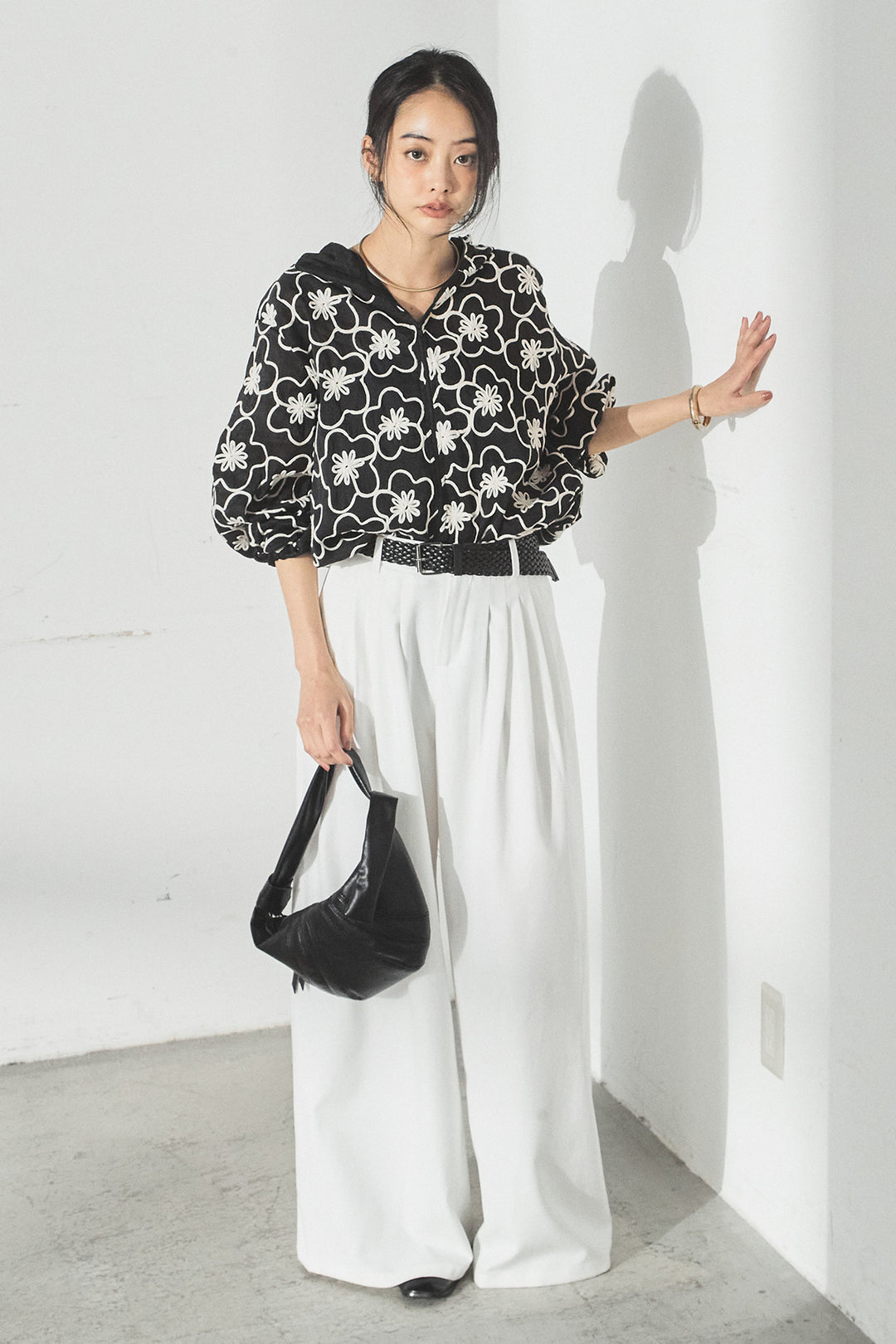 [SET]シアーフラワーフードブルゾン+編みベルト付きウエストタックワイドパンツ(2set)