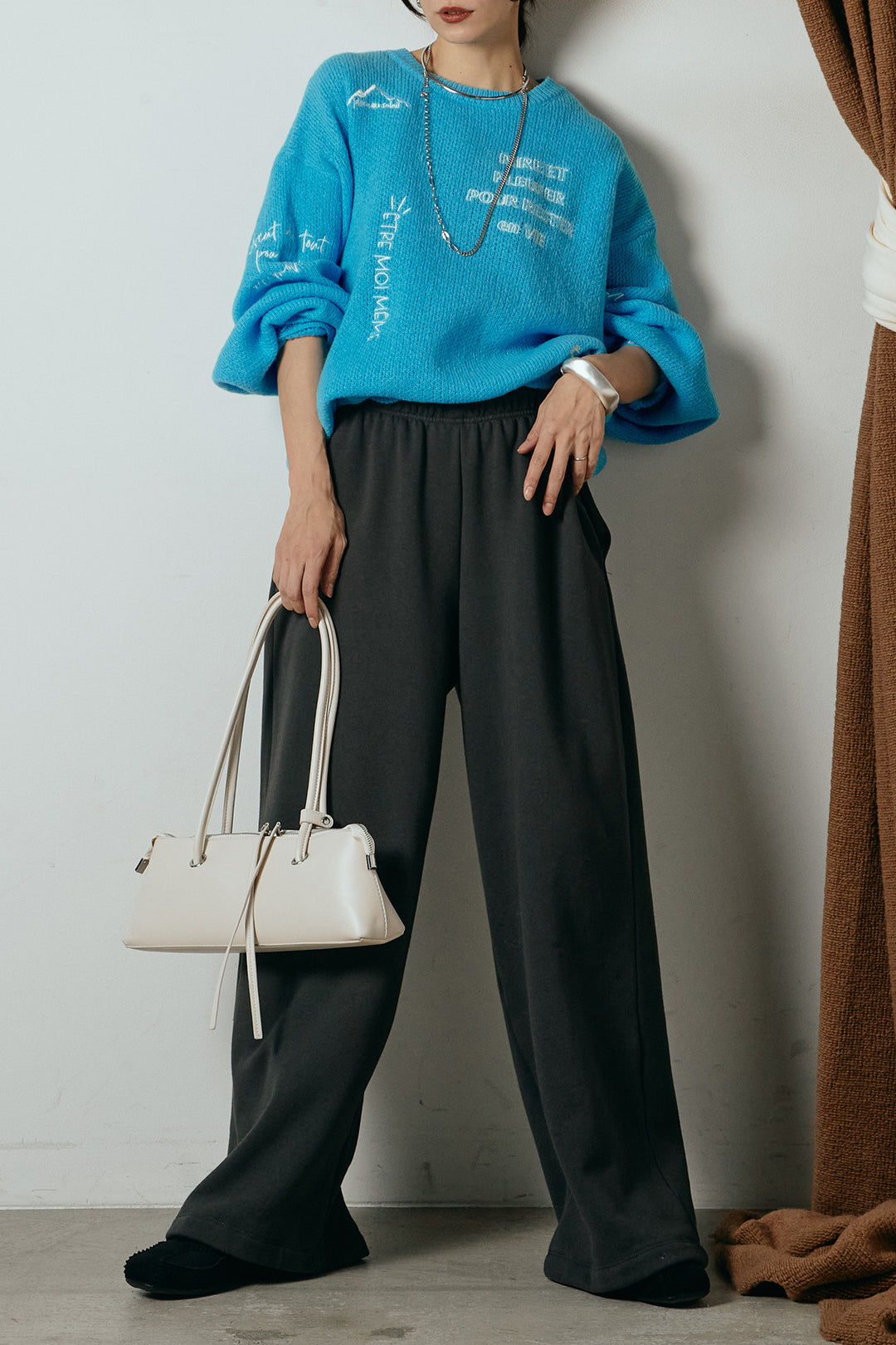 [SET]刺繍ロゴランダムデザインニットトップス+裏起毛スウェットワイドパンツ(2set)