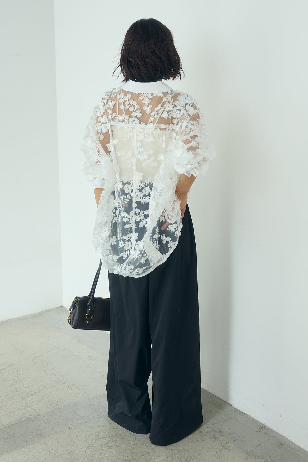 [SET]立体フラワー刺繍レースシャツ+ベルトループデザインハイウエストタックパンツ(2set)