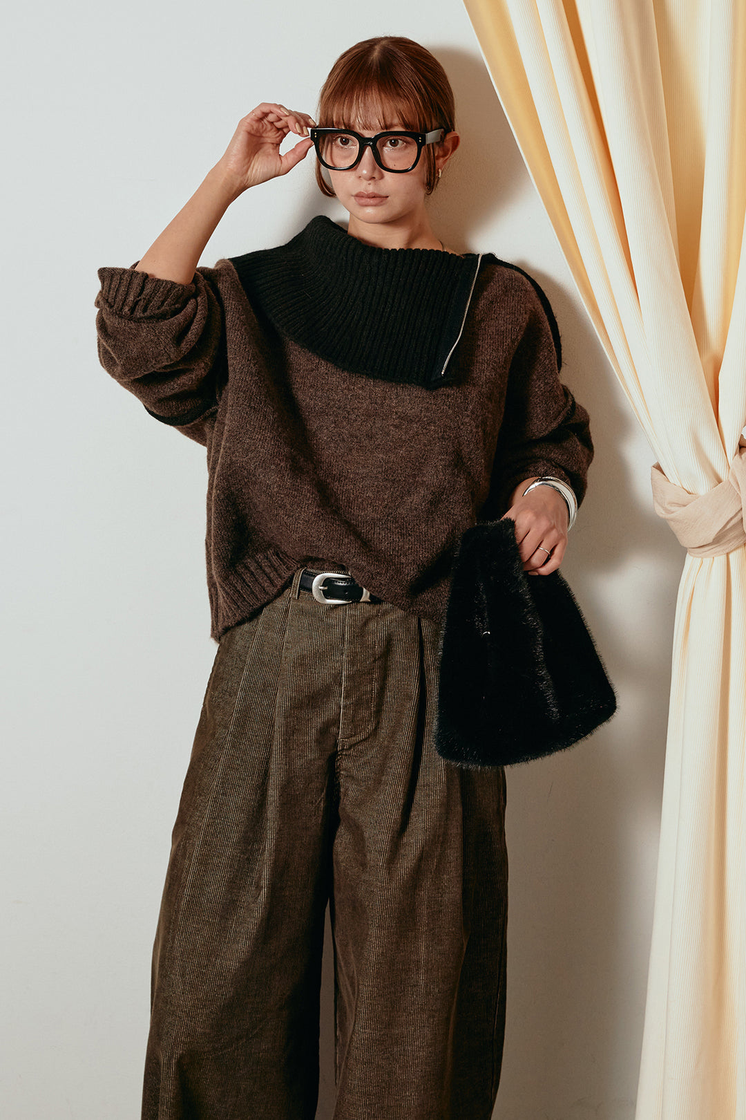 [SET]ハイネックジップデザインニットトップス+フロントタック入りコーデュロイパンツ(2set)