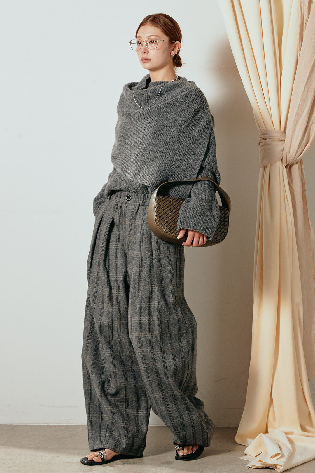 [SET]ケープデザインリブニットトップス+タータンチェック柄タックパンツ(2set)