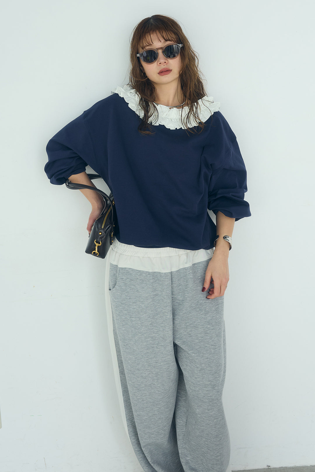 [SET]ネックギャザーフリルスウェット+異素材切り替えスウェットパンツ(2set)