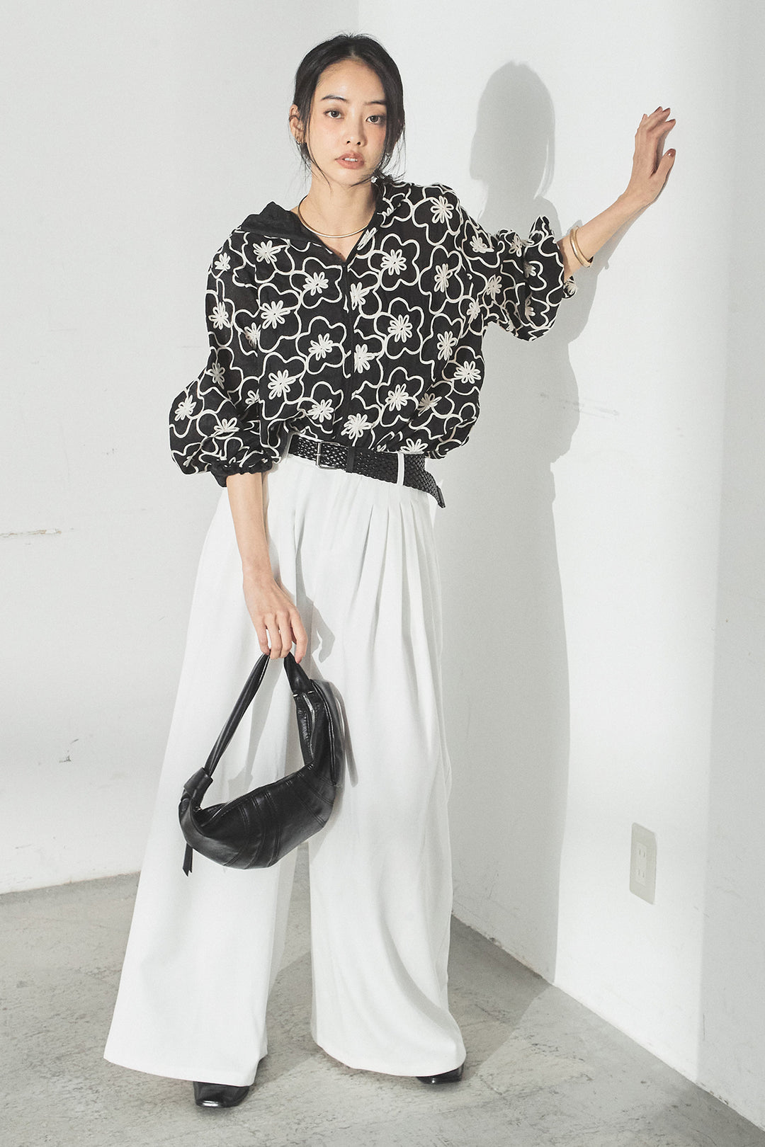 [SET]シアーフラワーフードブルゾン+編みベルト付きウエストタックワイドパンツ(2set)