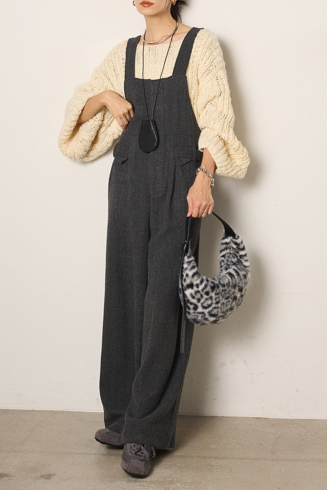 [SET]チャンキースラブニットクロップドプルオーバー+クラシックヘリンボーンサロペット(2set)