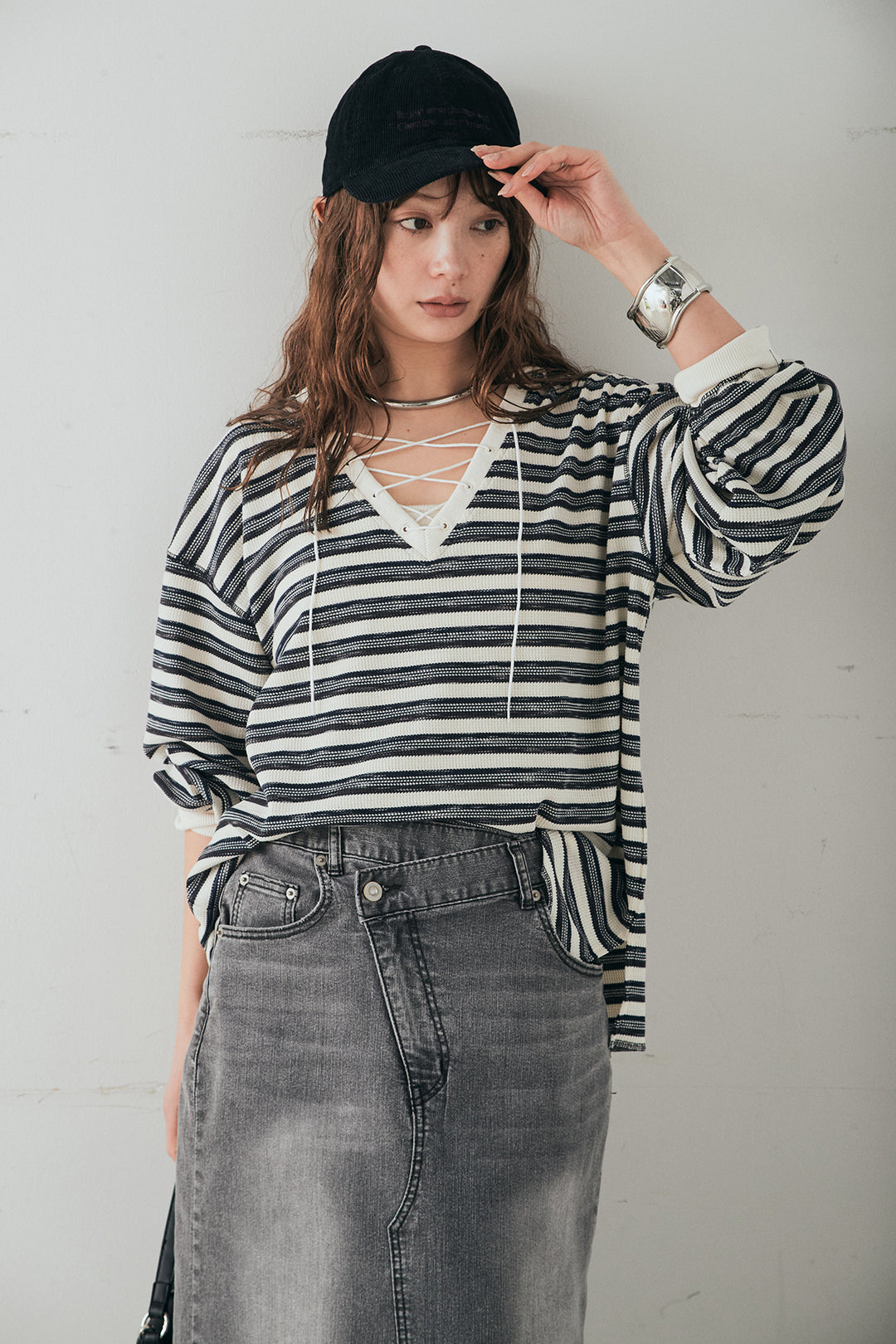 [SET]レースアップワッフルボーダートップス+ウエストクロスデニムタイトスカート(2set)