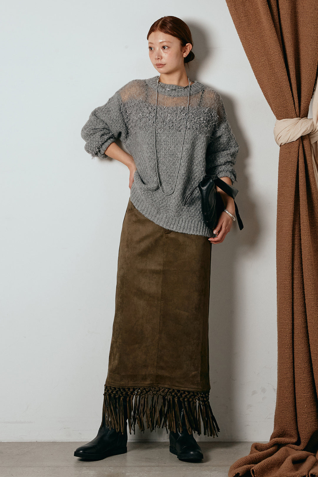 [SET]パターンランダム編みニットトップス+スウェードライク裾フリンジスカート(2set)
