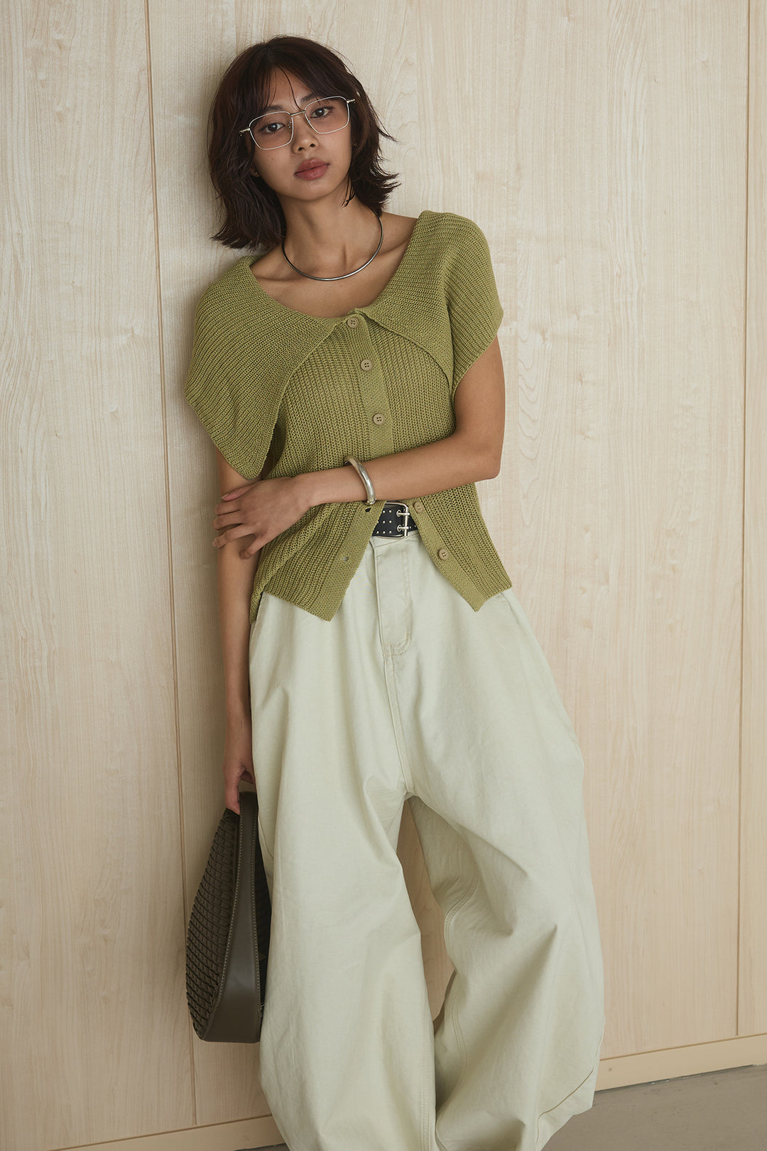 [SET]ビッグカラーボタンニットトップス+ベルト付きカラーデニムパンツ(2set)