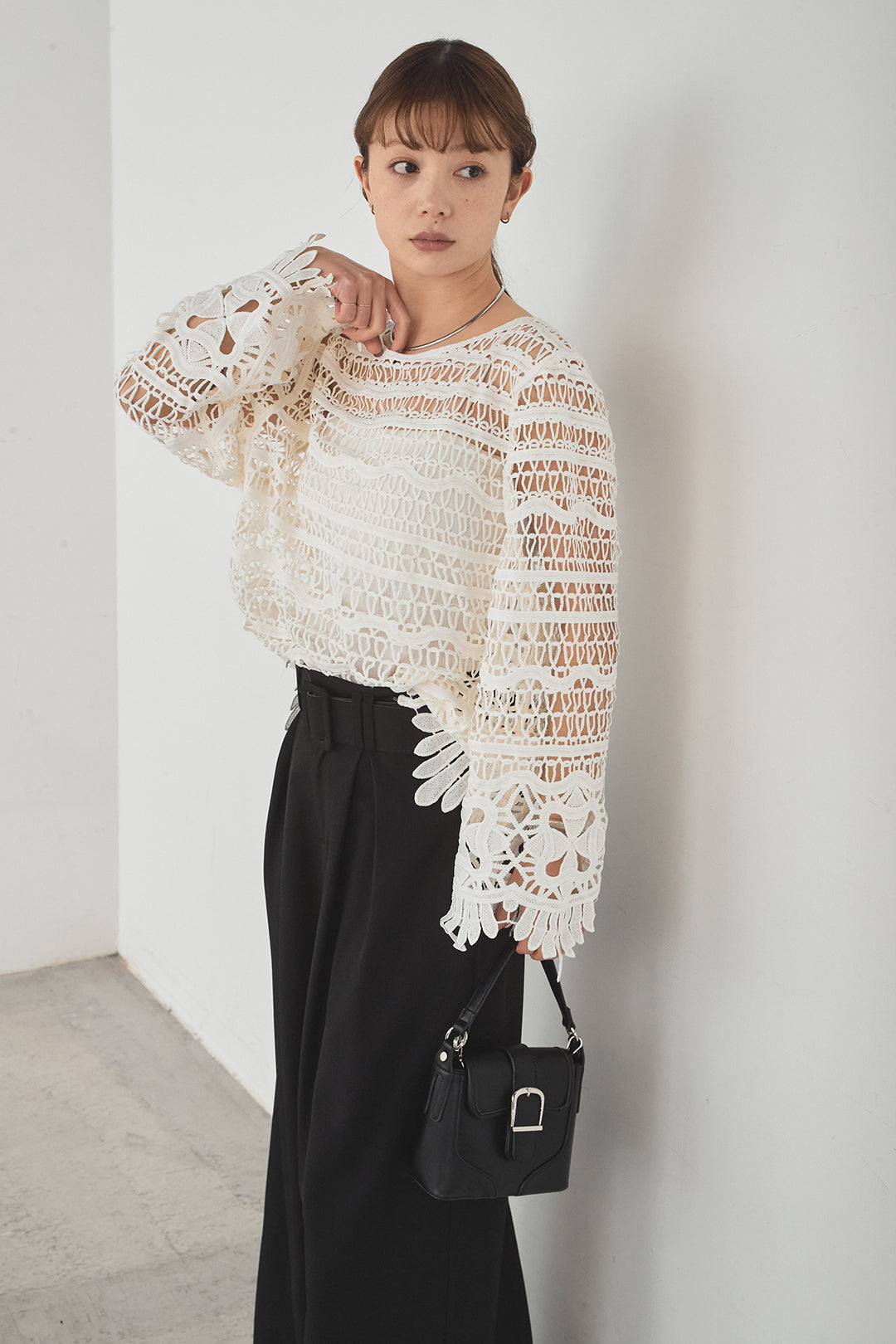 [SET]裾デザインメッシュプルオーバー+ベルト付きツータックワイドパンツ(2set)