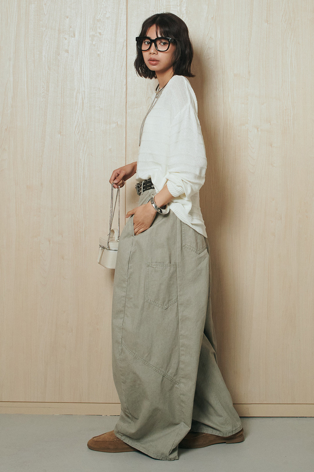 [SET]麻混リラックスニットトップス+ベルト付きカラーデニムパンツ(2set)