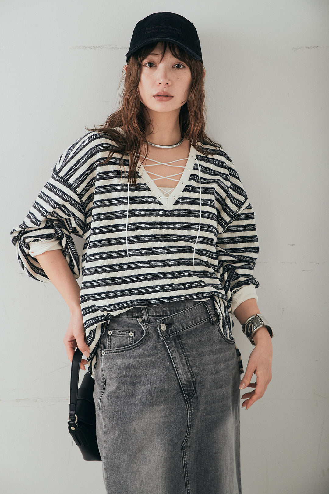 [SET]レースアップワッフルボーダートップス+ウエストクロスデニムタイトスカート(2set)