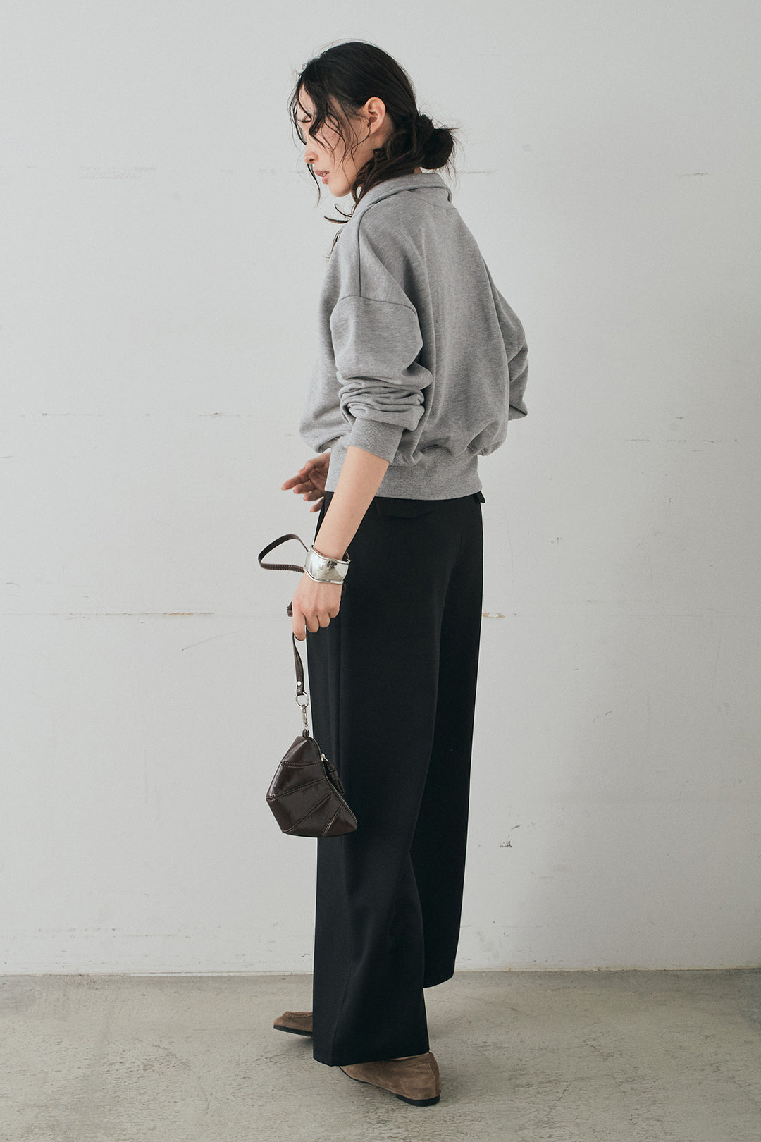 [SET]裏毛ロゴ刺繍ハーフZIPスウェット+斜めボタンタック入りスラックス(2set)