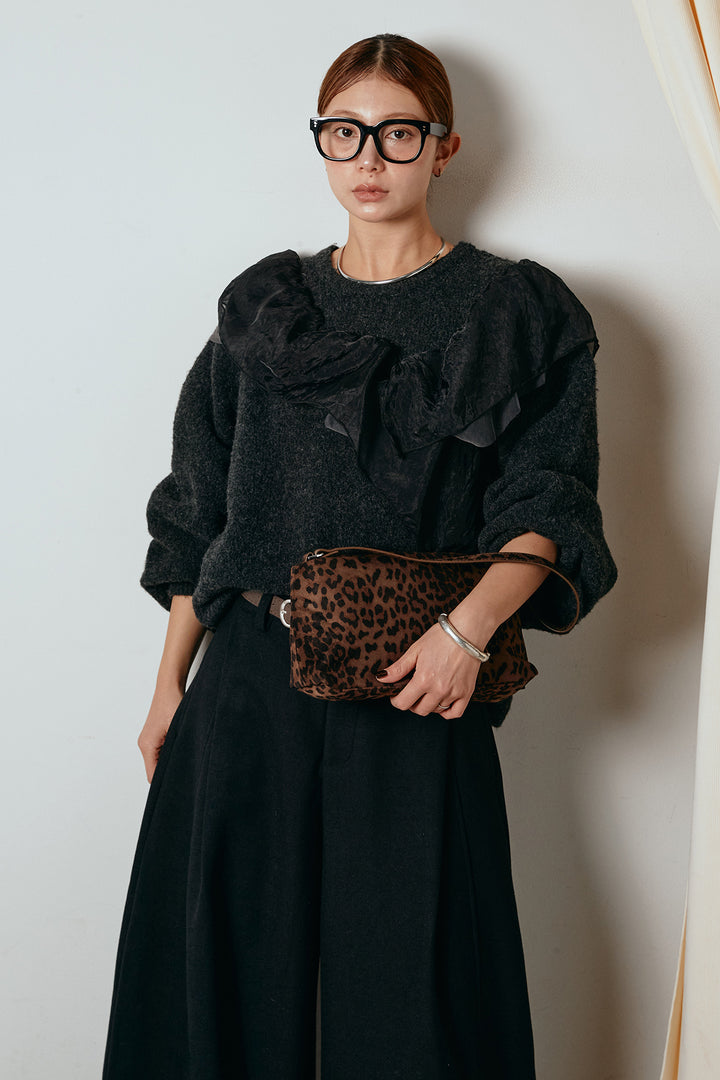 [SET]アシンメトリーフリルニットトップス+ポーチベルト付きカーブパンツ(2set)