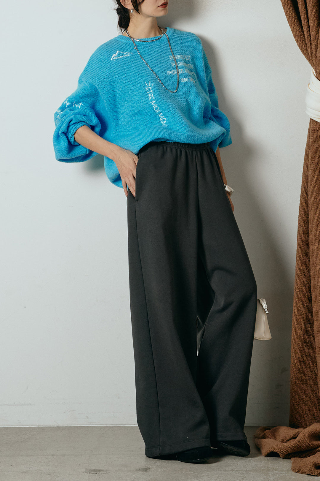 [SET]刺繍ロゴランダムデザインニットトップス+裏起毛スウェットワイドパンツ(2set)