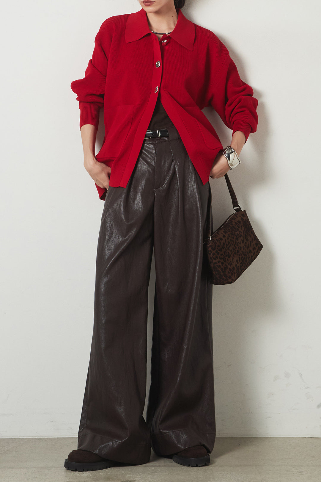 [SET]メタル釦衿付きニットカーディガン+ベルト付きレザーライクタックパンツ(2set)
