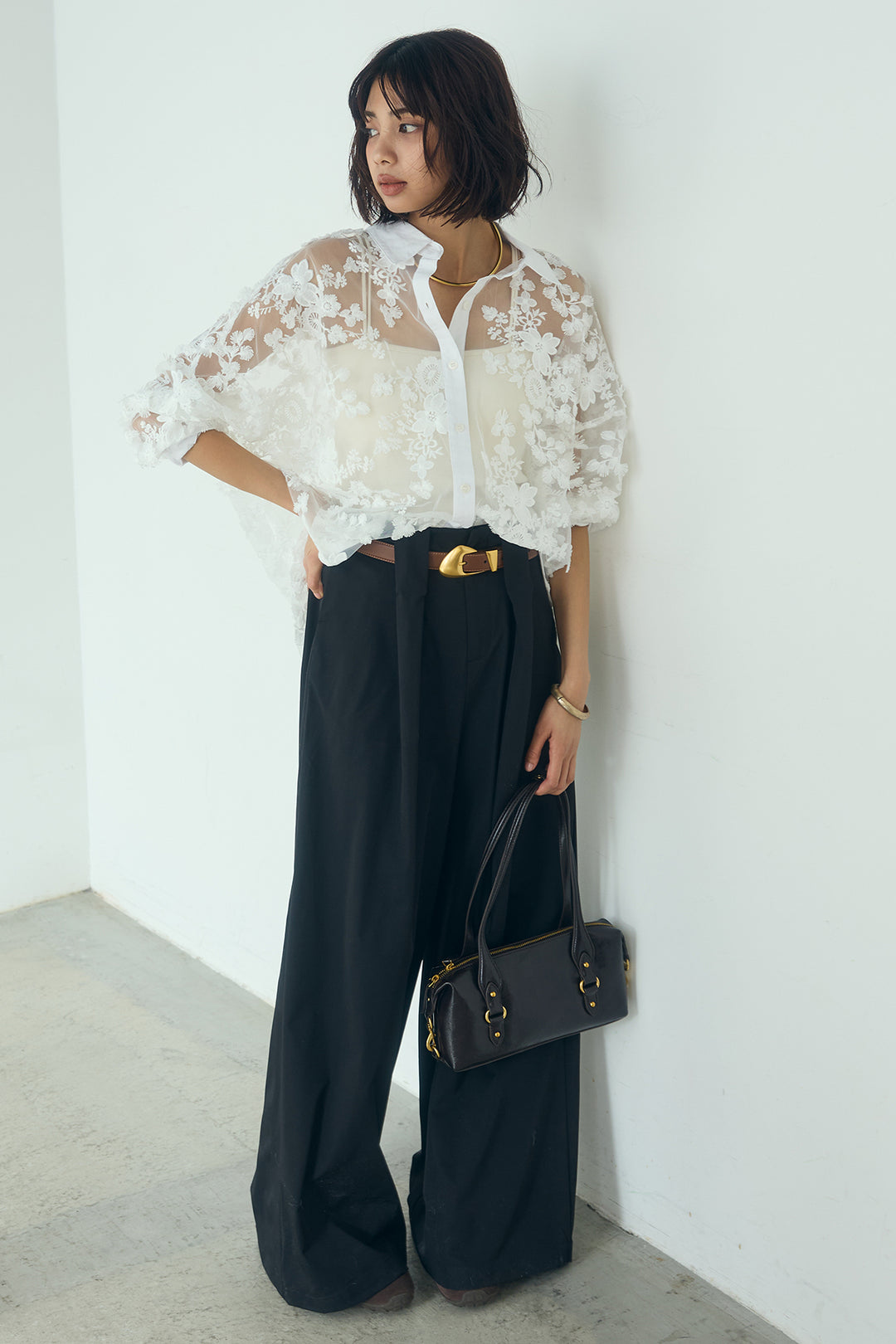 [SET]立体フラワー刺繍レースシャツ+ベルトループデザインハイウエストタックパンツ(2set)