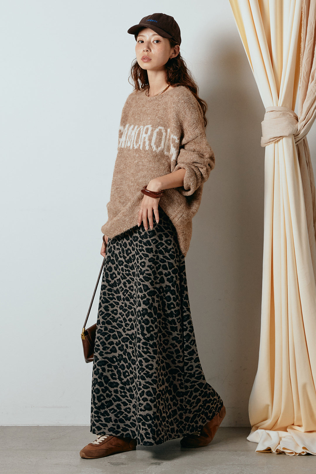 [SET]フロントロゴデザインニットトップス+レオパードロングスカート(2set)