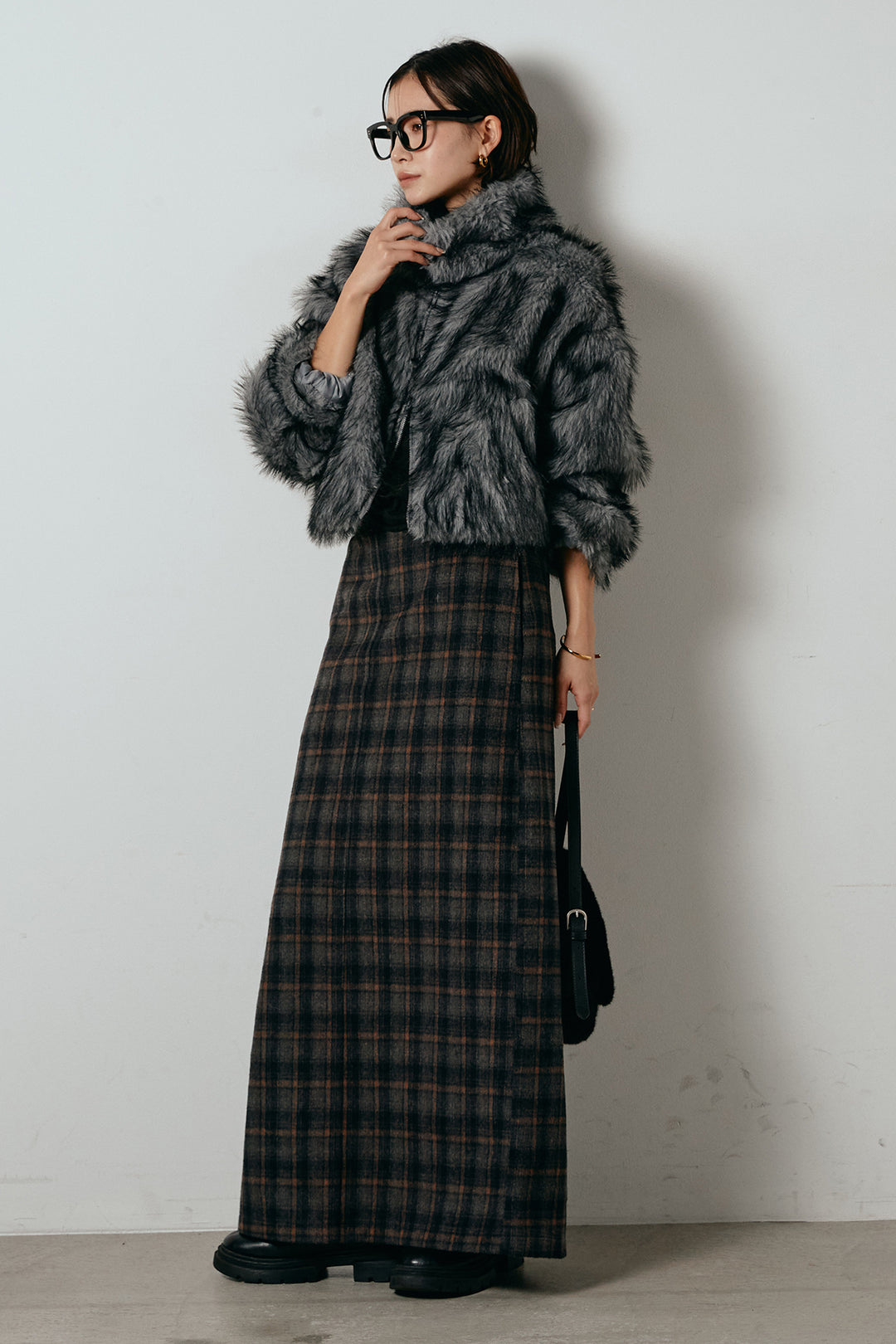 [SET]エコファーショート丈ブルゾン+シャギーチェックストレートスカート(2set)